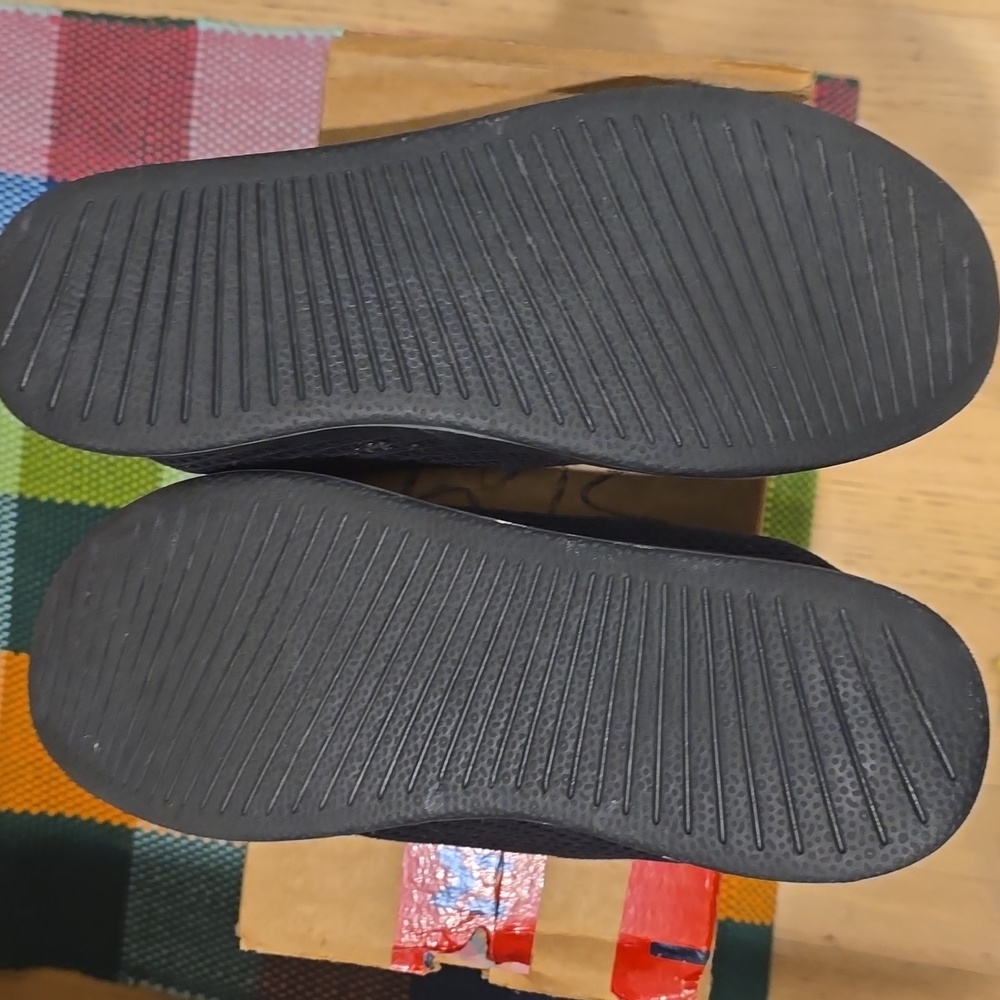 Allbirds Men's Dark Slip-On - Picture 3 of 3